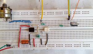 AC BULB Flashing and Blink Control Circuit using TRIAC and 555 Timer IC 