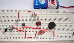 Fire Alarm using Thermistor