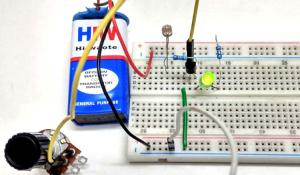 Light Detector Circuit