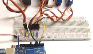 Controlling Multiple Servo Motors with Arduino