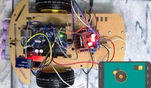 Mobile Phone Controlled Robot Car using G-Sensor and Arduino