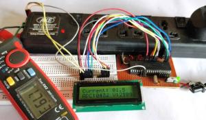 Digital Ammeter Circuit using PIC Microcontroller and ACS712