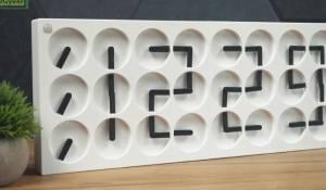 Minimal Aesthetic Clock Using Simple Motor Mechanism