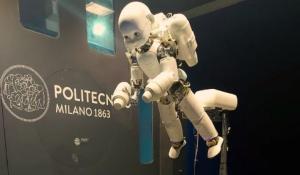 iRonCub3 Humanoid Robot Achieves Jet-Powered Flight